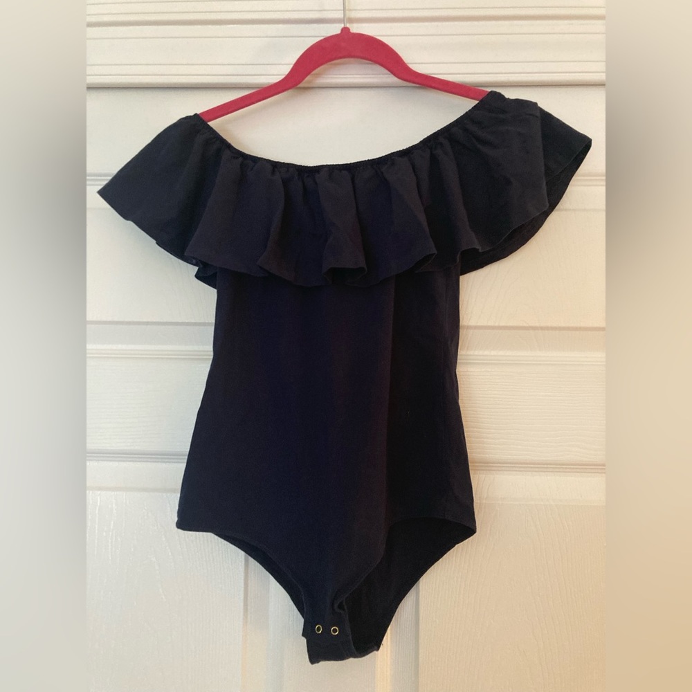 Off the shoulder Jcrew bodysuit!